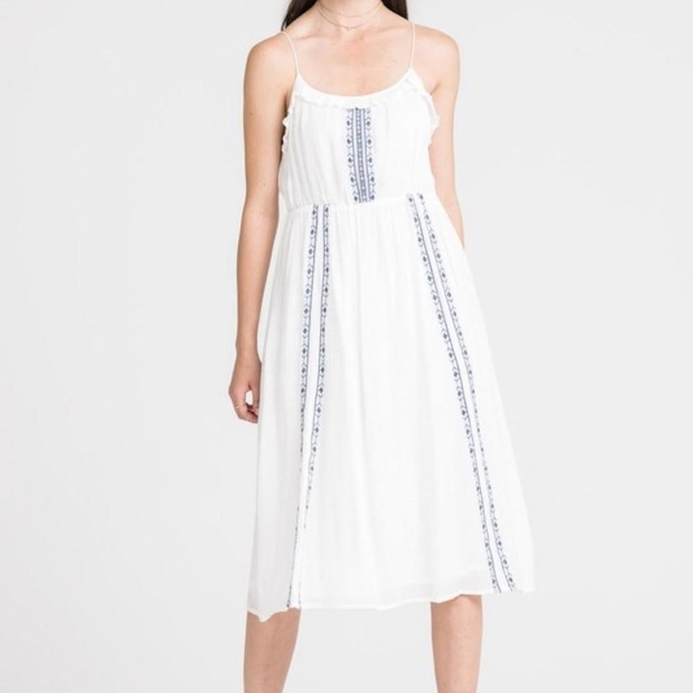 Women's white embroidered midi dress